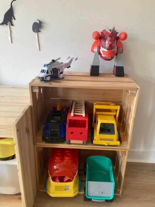 Paris : Appartement Familial Avec Parking Prive Клиши Экстерьер фото