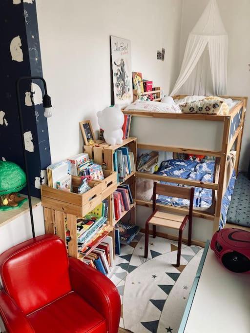 Paris : Appartement Familial Avec Parking Prive Клиши Экстерьер фото