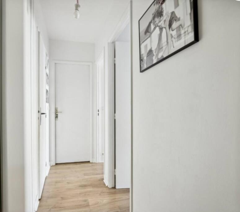 Paris : Appartement Familial Avec Parking Prive Клиши Экстерьер фото